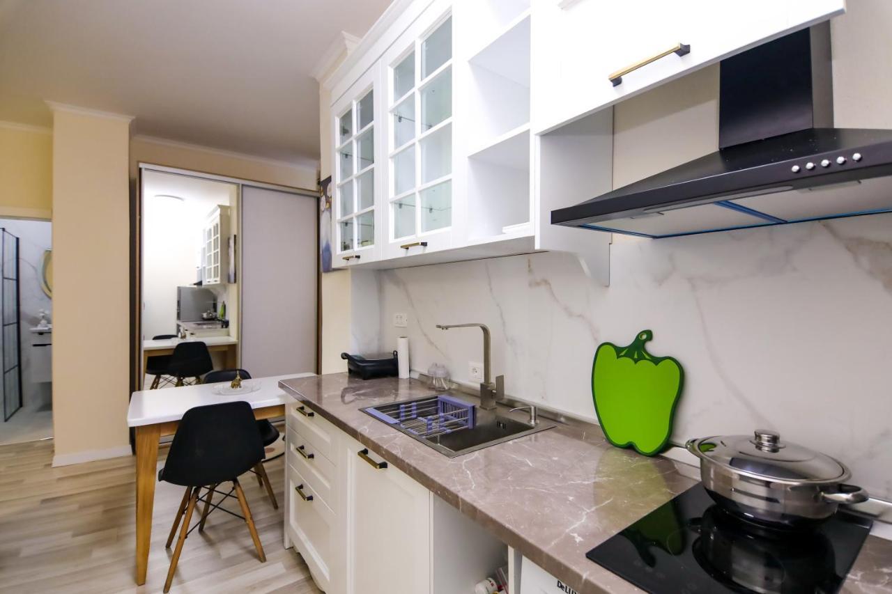 Nazari Apartment 1 Tirana Kültér fotó